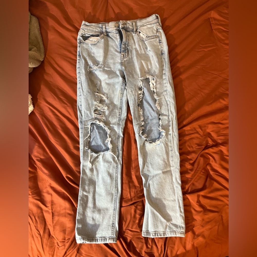 Aeropostale Ripped Mom Jeans